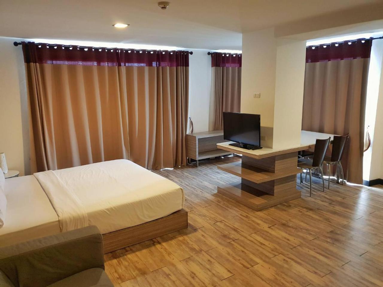 Mooks Residence Pattaya Exterior photo